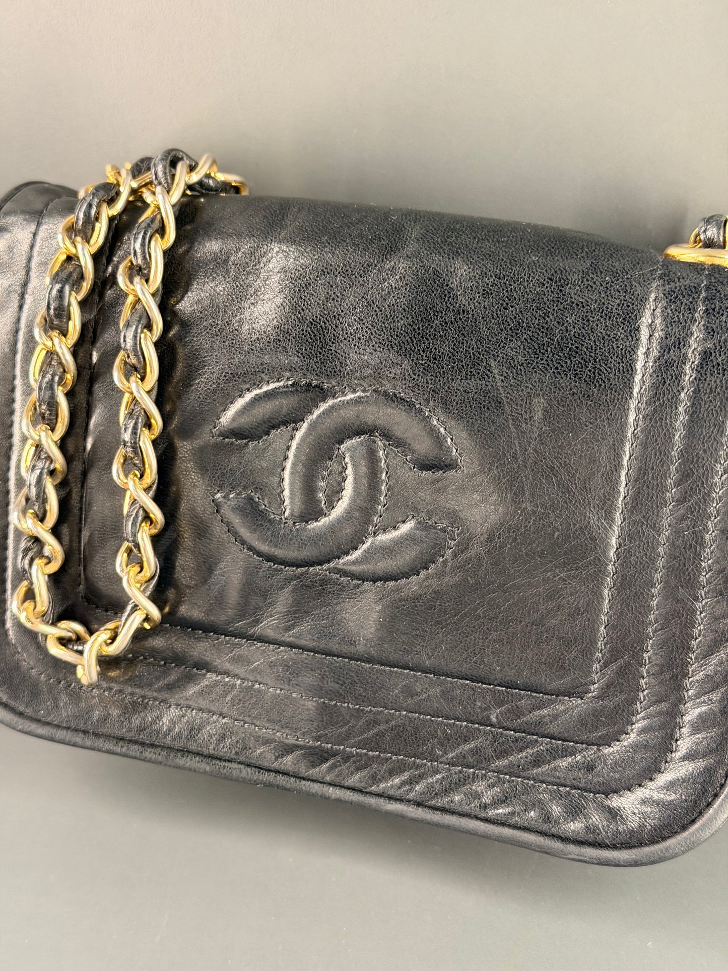 CHANEL BLACK LAMBSKIN VINTAGE MINI FULL FLAP SHOULDER BAG