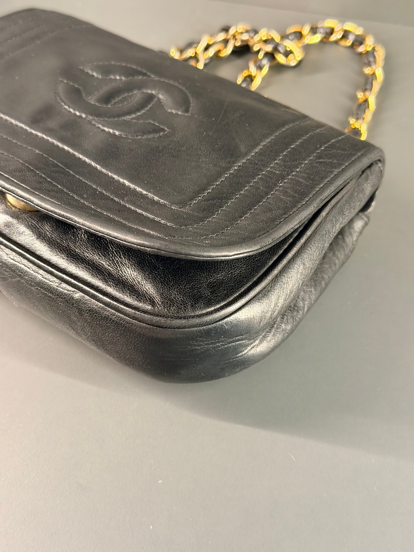 CHANEL BLACK LAMBSKIN VINTAGE MINI FULL FLAP SHOULDER BAG