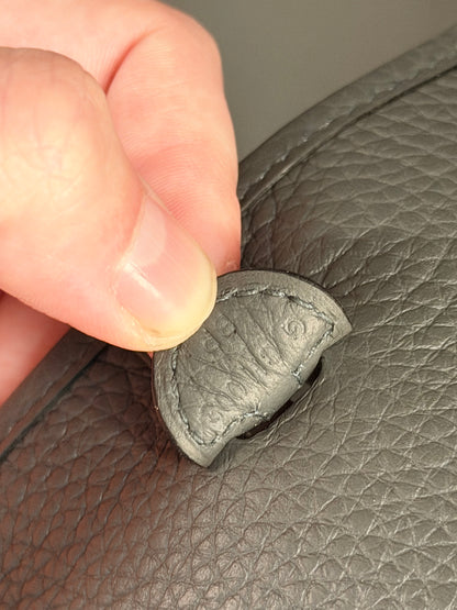 HERMÈS GRIS MISTY EVELYNE 16 CROSSBODY BAG