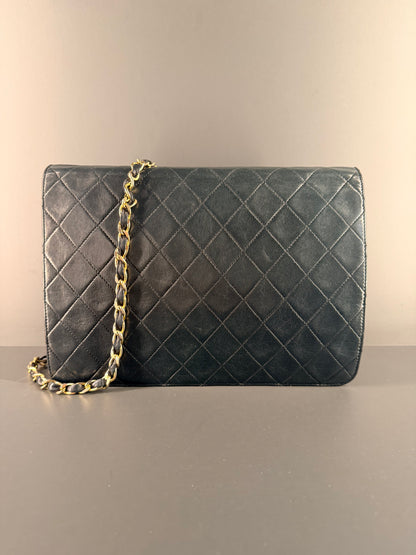 CHANEL BLACK LAMBSKIN MEDIUM SINGLE FLAP SHOULDER BAG