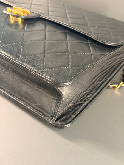 CHANEL BLACK LAMBSKIN MEDIUM SINGLE FLAP SHOULDER BAG