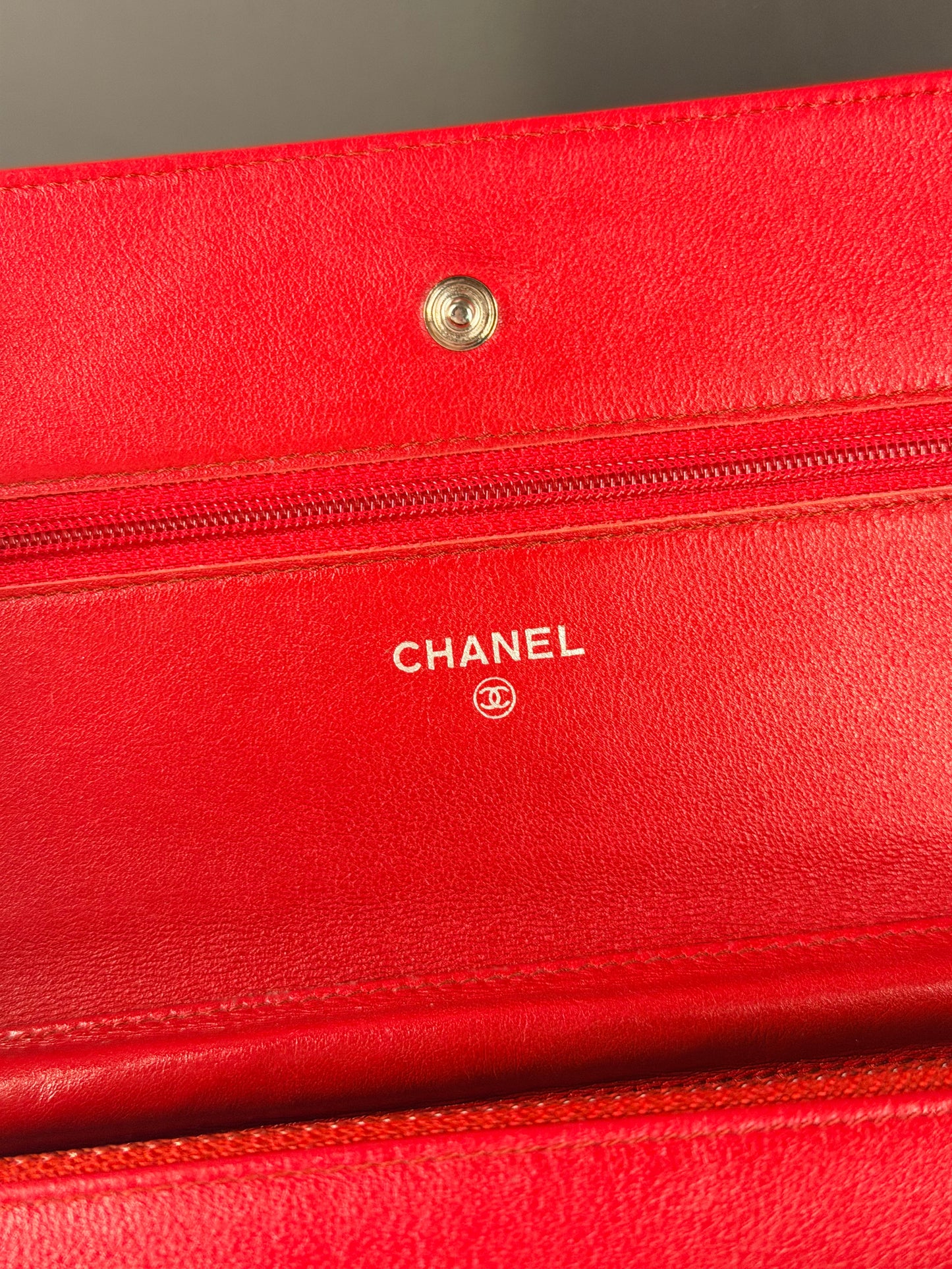 CHANEL RED CAVIAR WALLET ON CHAIN