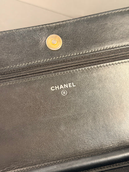 CHANEL BI COLOR GABRIELLE WALLET ON CHAIN