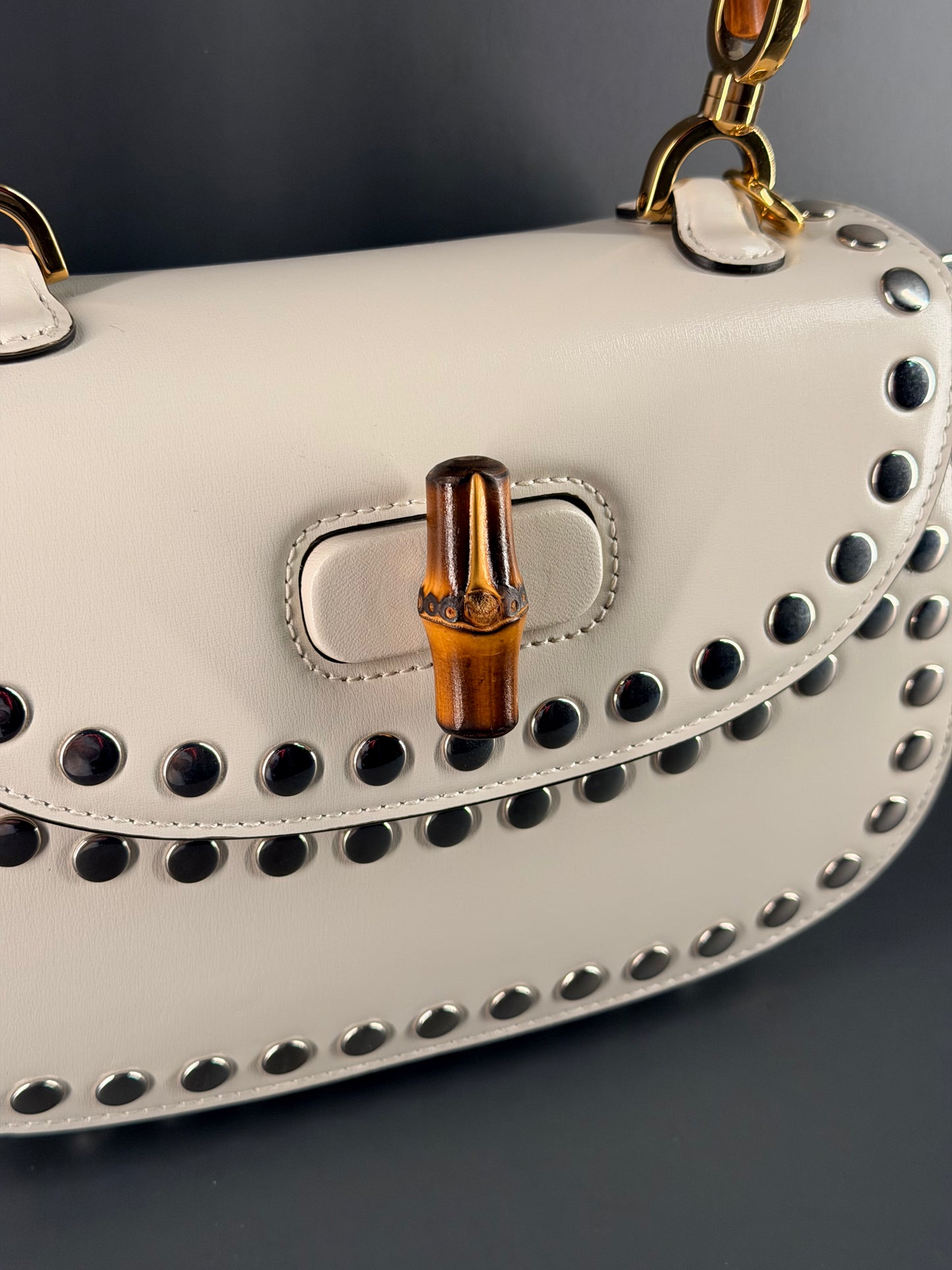 GUCCI WHITE MEDIUM STUDDED BAMBOO 1947 TOP HANDLE HANDBAG