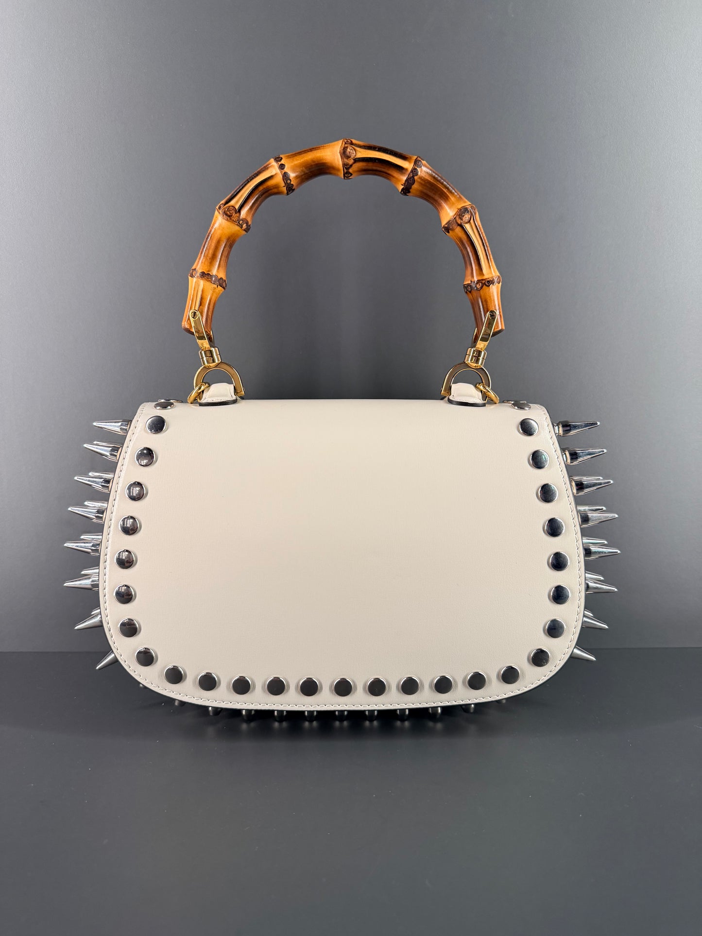 GUCCI WHITE MEDIUM STUDDED BAMBOO 1947 TOP HANDLE HANDBAG