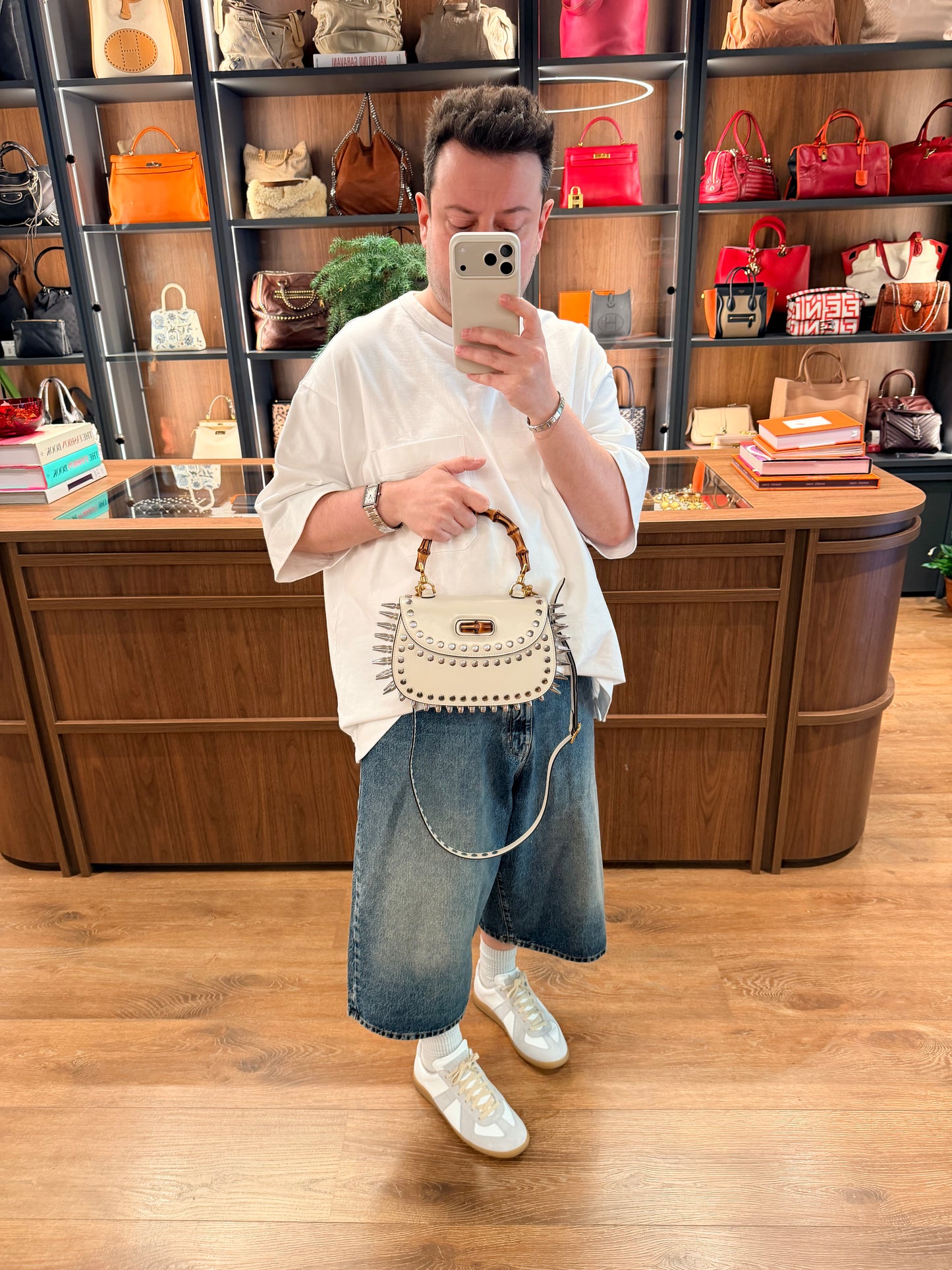 GUCCI WHITE MEDIUM STUDDED BAMBOO 1947 TOP HANDLE HANDBAG