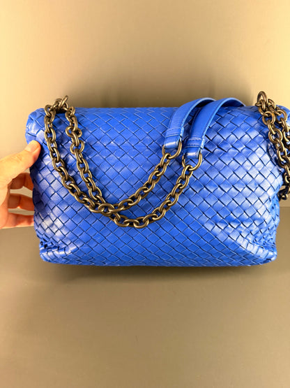 BOTTEGA VENETA ELECTRIC BLUE MEDIUM OLIMPIA SHOULDER BAG