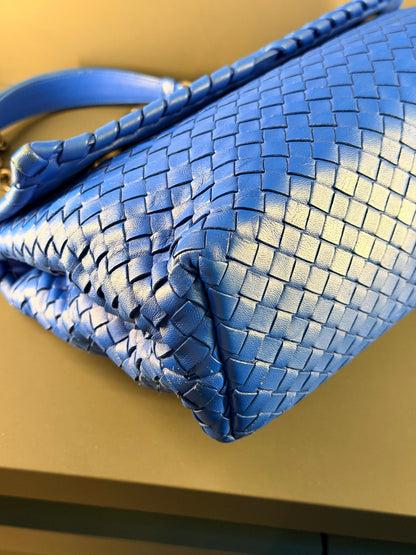 BOTTEGA VENETA ELECTRIC BLUE MEDIUM OLIMPIA SHOULDER BAG