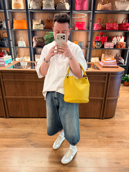 BOTTEGA VENETA YELLOW NAPPA INTRECCIATO BUCKET BAG